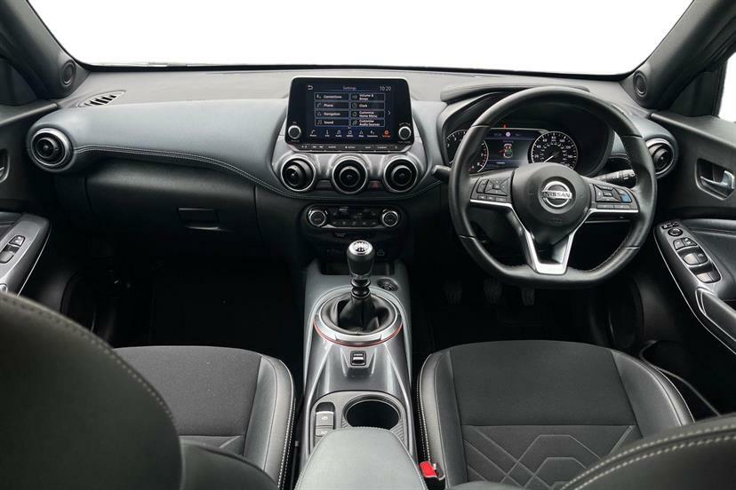 Nissan Juke 1.0 Dig-t 114 Tekna Black #5