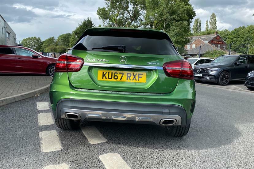 Mercedes-Benz GLA Class Gla 200D Se White #15