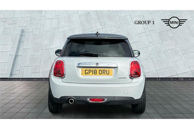 Mini Hatch 1.5 Cooper White #15