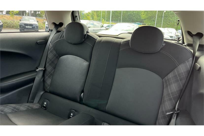 Mini Hatch 1.5 Cooper White #12