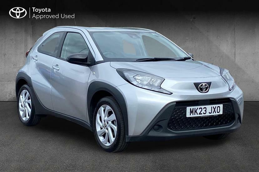 Toyota Aygo X 1.0 Vvt-i Pure Silver