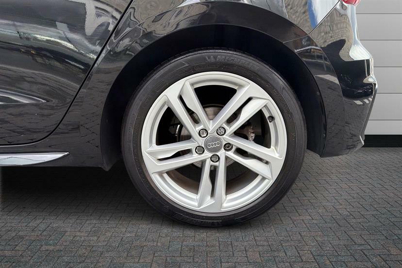 Audi A1 35 Tfsi S Line S Tronic Black #5