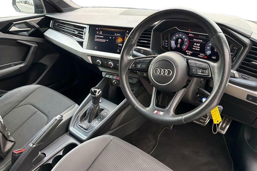 Audi A1 35 Tfsi S Line S Tronic Black #6