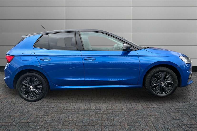Skoda Fabia 1.0 Tsi 116 Design Edition Dsg Blue #4