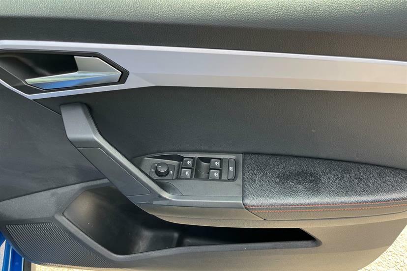 Seat Arona Tsi Xperience Lux U4002 Ulez Blue #10