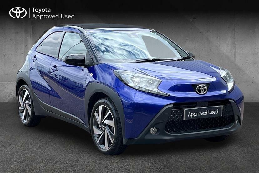 Toyota Aygo X 1.0 Vvt-i Edge Canvasparking Black