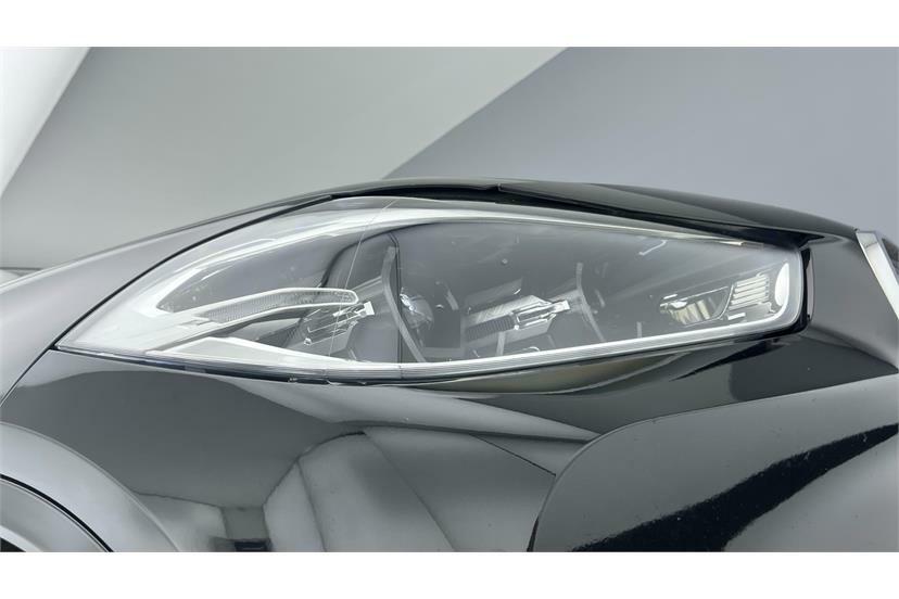 BMW X2 Suv White #23