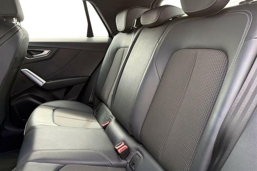 Audi Q2 1.6 Tdi 30 Sport S Tronic Euro 6 Ss 20196 Black #8