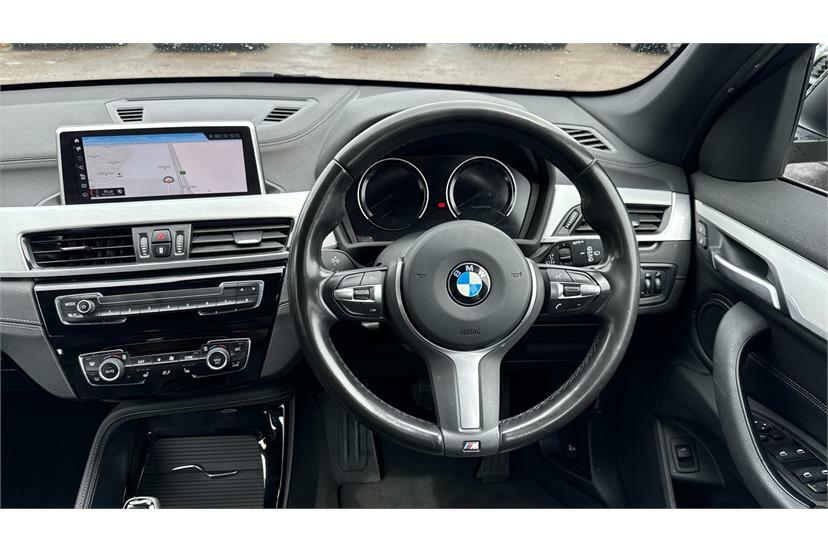 BMW X1 Sdrive 18I M Sport Step Black #4