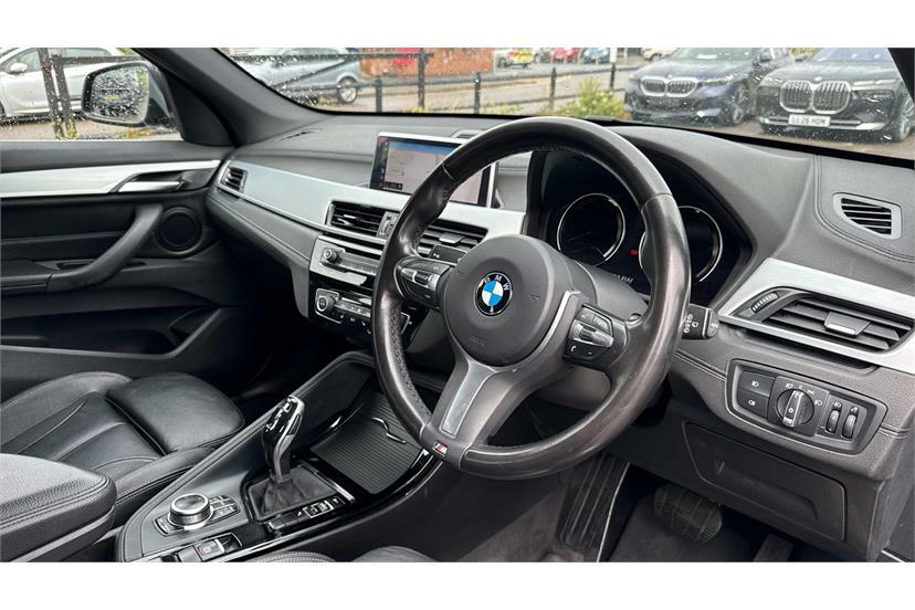 BMW X1 Sdrive 18I M Sport Step Black #5