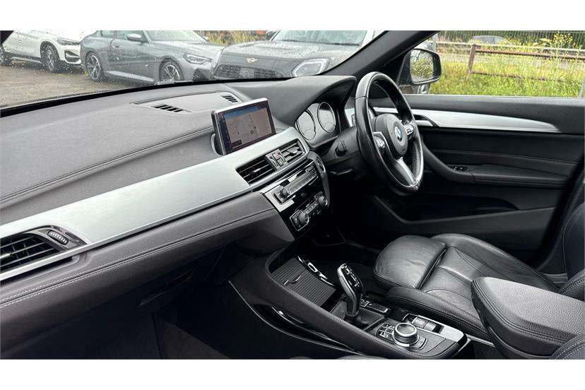 BMW X1 Sdrive 18I M Sport Step Black #6