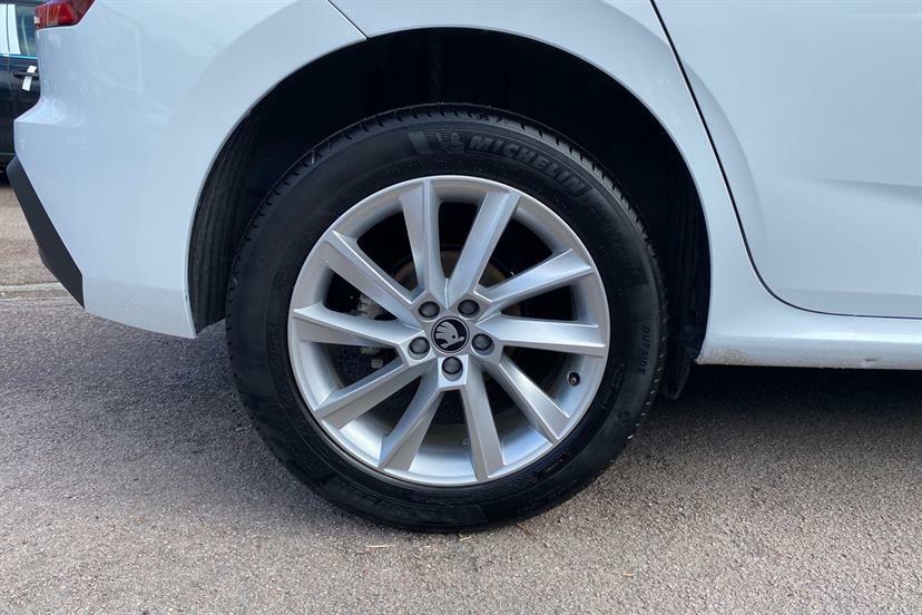 Skoda Kamiq 1.0 Tsi Se Edition Dsg Grey #11