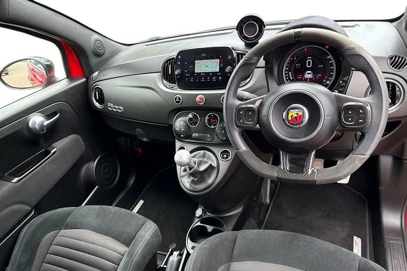 Abarth 595 1.4 T-jet 180 Competizione Red #6