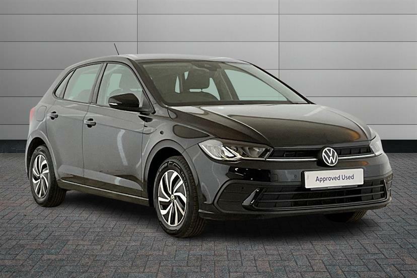 Volkswagen Polo 1.0 Tsi Life Dsg Black