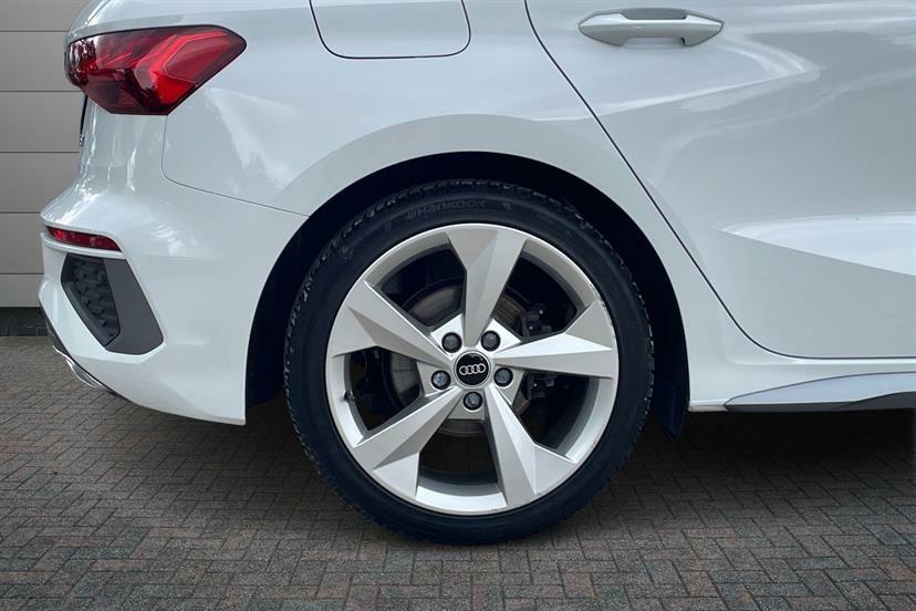 Audi A3 35 Tfsi S Line White #4