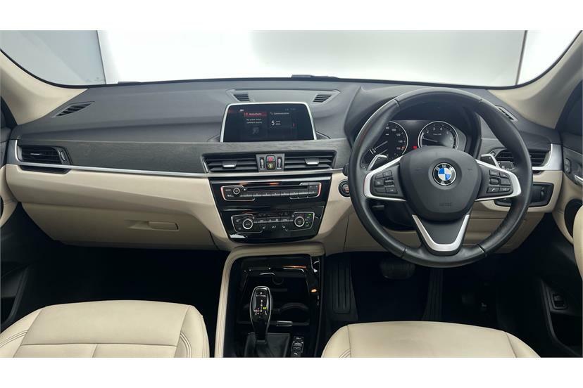 BMW X1 Sdrive 20I Xline Step Silver #4