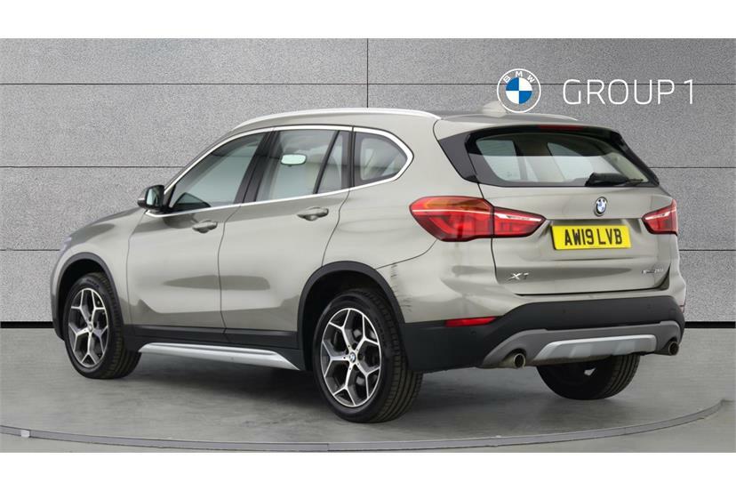 BMW X1 Sdrive 20I Xline Step Silver #2