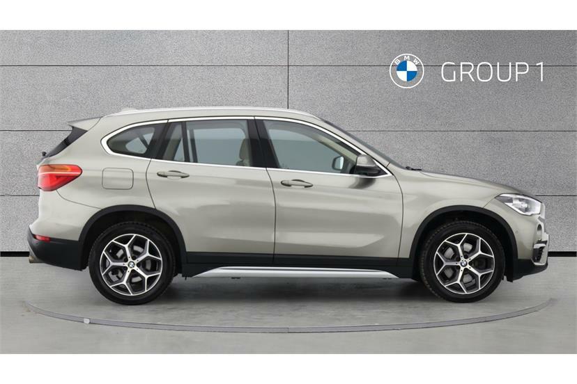 BMW X1 Sdrive 20I Xline Step Silver #3