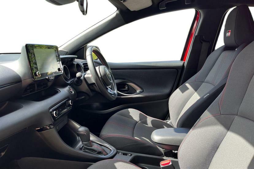 Toyota Yaris 1.5 Hybrid Gr Sport Cvt City Pack #2