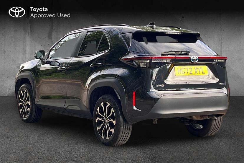 Toyota Yaris Cross 1.5 Hybrid Design Cvt Black #3