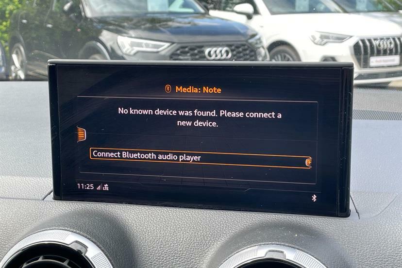 Audi Q2 35 Tfsi Sport S Tronic 2021 Grey #32