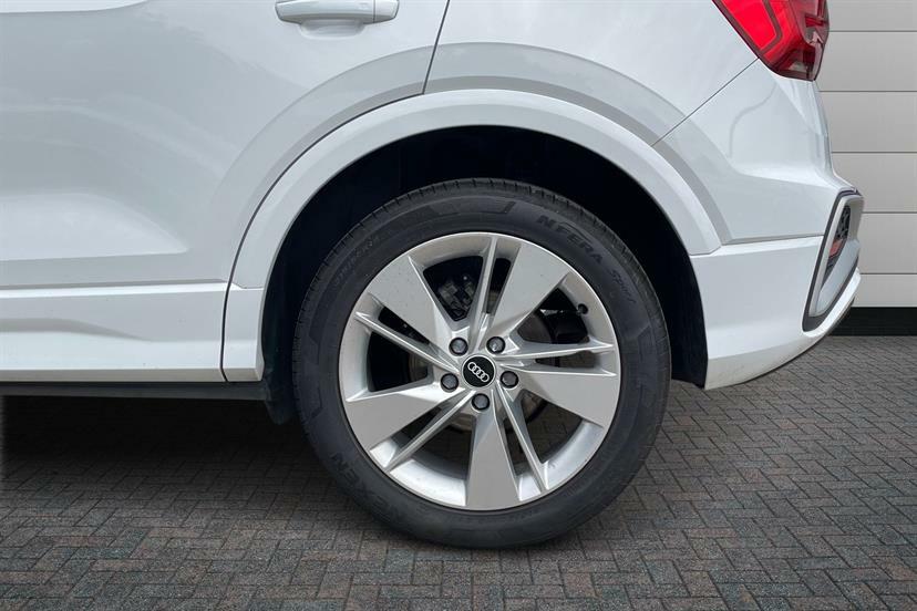 Audi Q2 35 Tfsi S Line Cs White #5