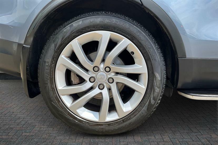 Land Rover Discovery 2.0 Sd4 Hse Blue #5