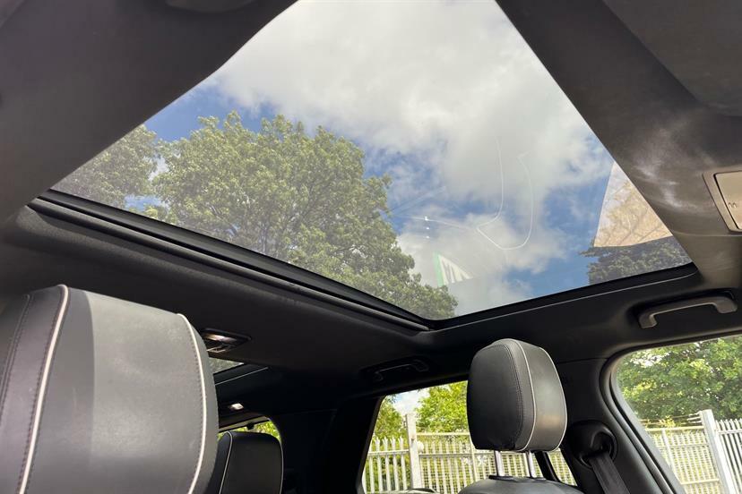 Land Rover Discovery Se Blue #17