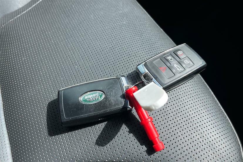 Land Rover Discovery Se Blue #18