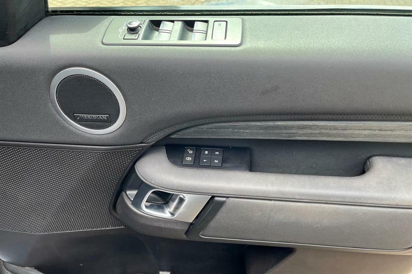 Land Rover Discovery Se Blue #10