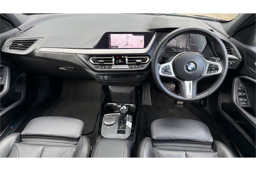 BMW 1 Series 118I M Sport Step Black #4