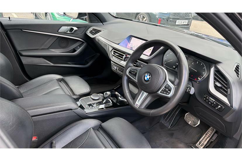 BMW 1 Series 118I M Sport Step Black #6