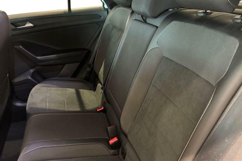 Volkswagen T-Roc 1.5 Tsi R-line Dsg White #5