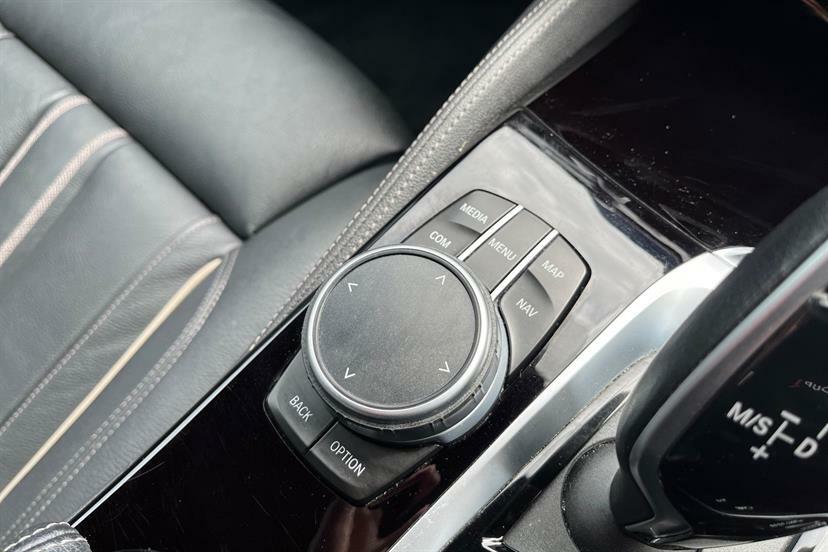 BMW 5 Series 530D M Sport 2020 Grey #25