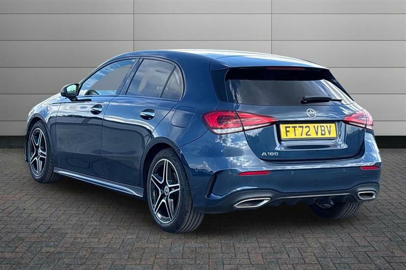 Mercedes-Benz A Class A180 Amg Line Premium Blue #2