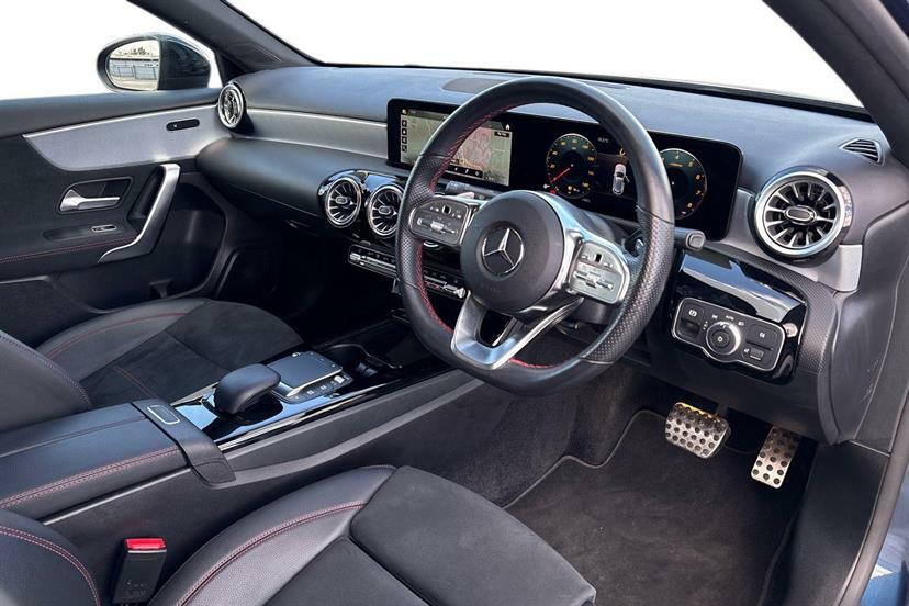 Mercedes-Benz A Class A180 Amg Line Premium Blue #5