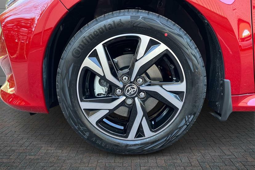 Toyota Yaris 1.5 Hybrid Design Cvt Safety Pack #5