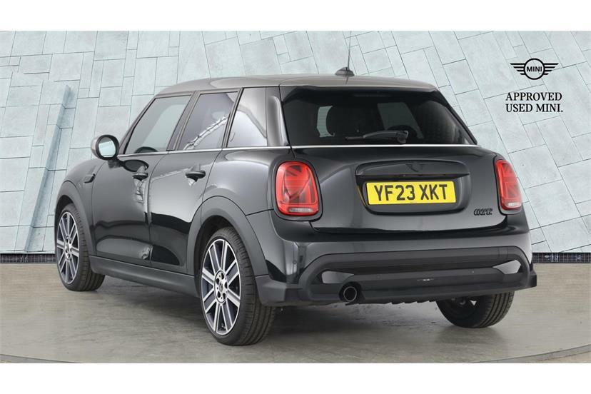 Mini Hatch 1.5 Cooper Exclusive Premium Plus Black #2