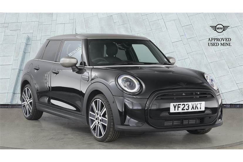 Mini Hatch 1.5 Cooper Exclusive Premium Plus Black