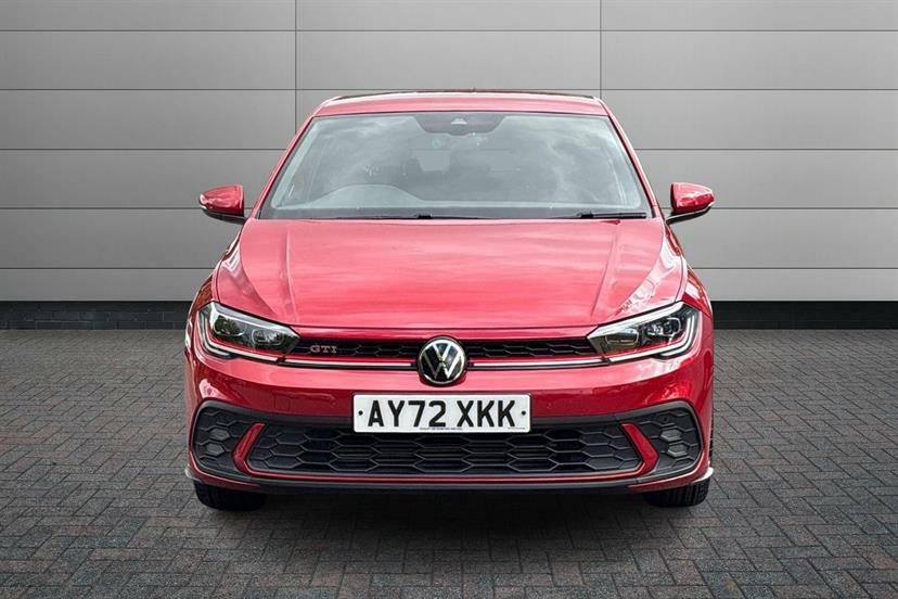 Volkswagen Polo Life Red #7