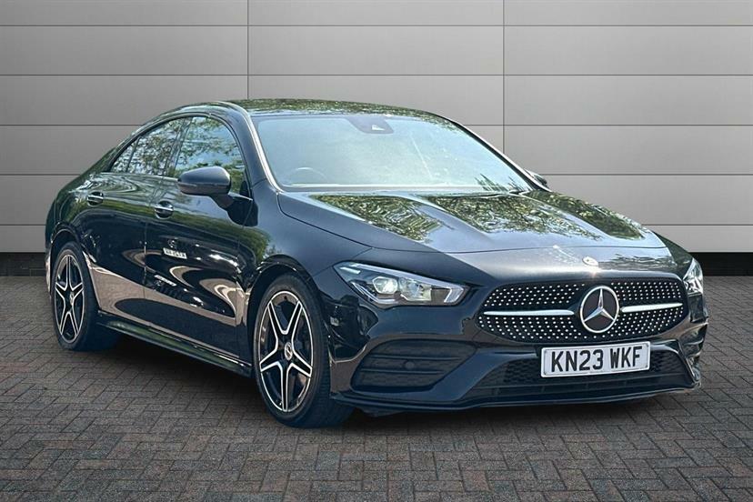 Mercedes-Benz CLA Class 180 Amg Line Premium Tip Black