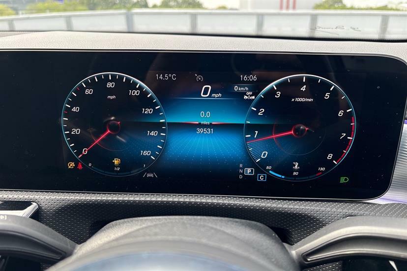 Mercedes-Benz A Class A200 Amg Line Premium KN23ZGS Black #6