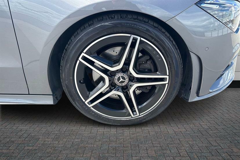 Mercedes-Benz CLA Class 200 Amg Line Premium Tip Grey #4