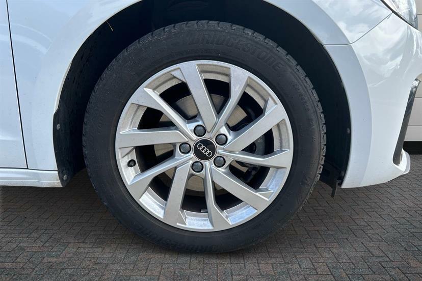 Audi A1 30 Tfsi Sport S Tronic Tech Pack White #3