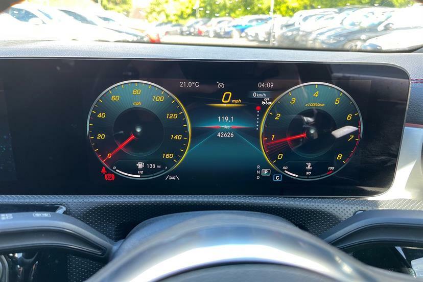 Mercedes-Benz CLA Class 200 Amg Line Premium Tip Grey #5