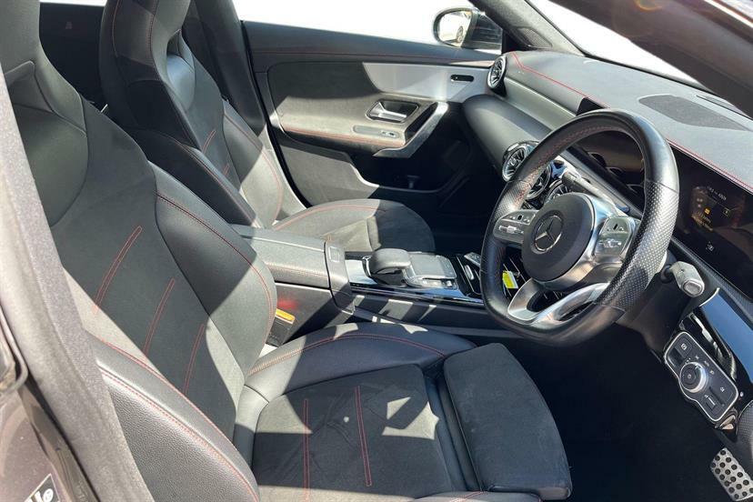 Mercedes-Benz CLA Class 200 Amg Line Premium Tip Grey #4