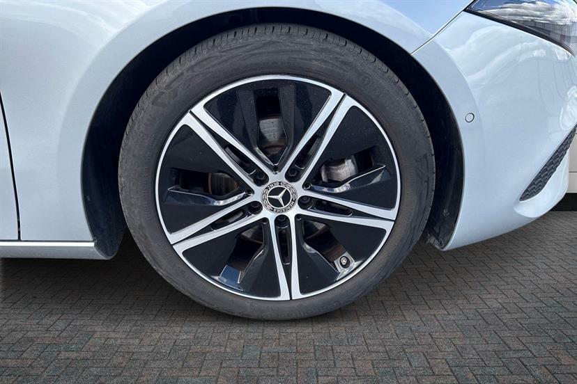 Mercedes-Benz A Class A180 Sport Edition Silver #3