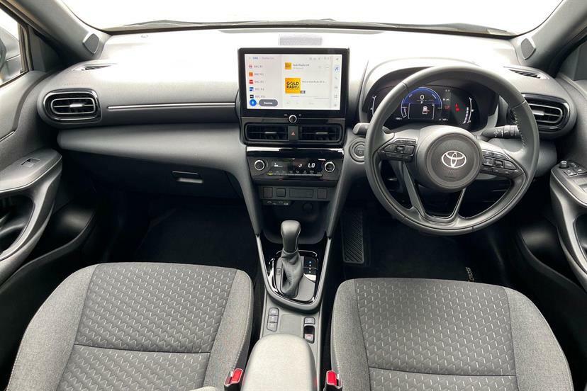 Toyota Yaris Cross 1.5 Hybrid Design Cvt Silver #6