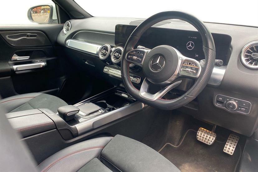 Mercedes-Benz GLB Class 200 Amg Line Executive 7G-tronic White #5
