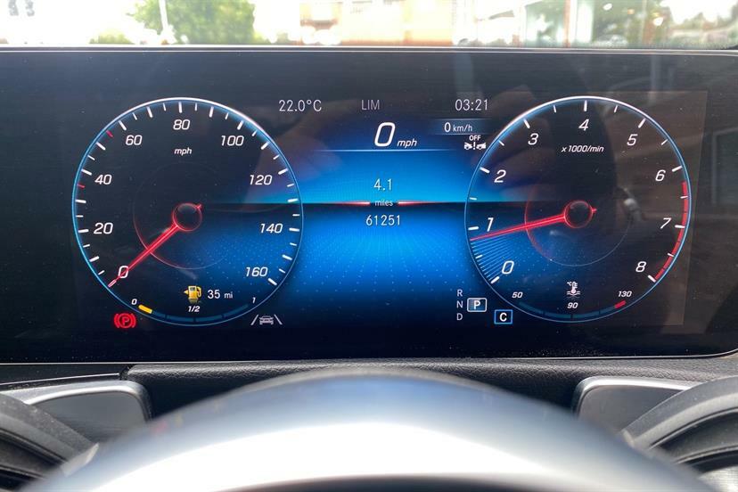 Mercedes-Benz GLB Class 200 Amg Line Executive 7G-tronic White #6